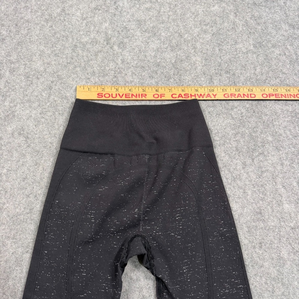 Lululemon Black Speckled White Free To Flow 7/8 Cropped Leggings Women's Size XS - Picture 4 of 5